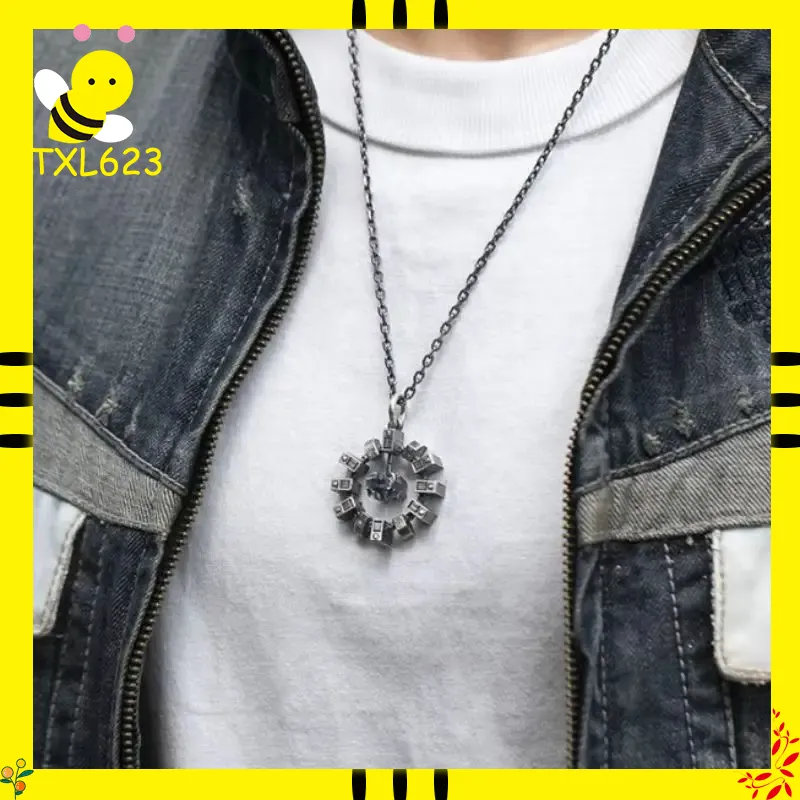 Collana con ciondolo modello S - Unique Anime Merchandise recensione e prezzo