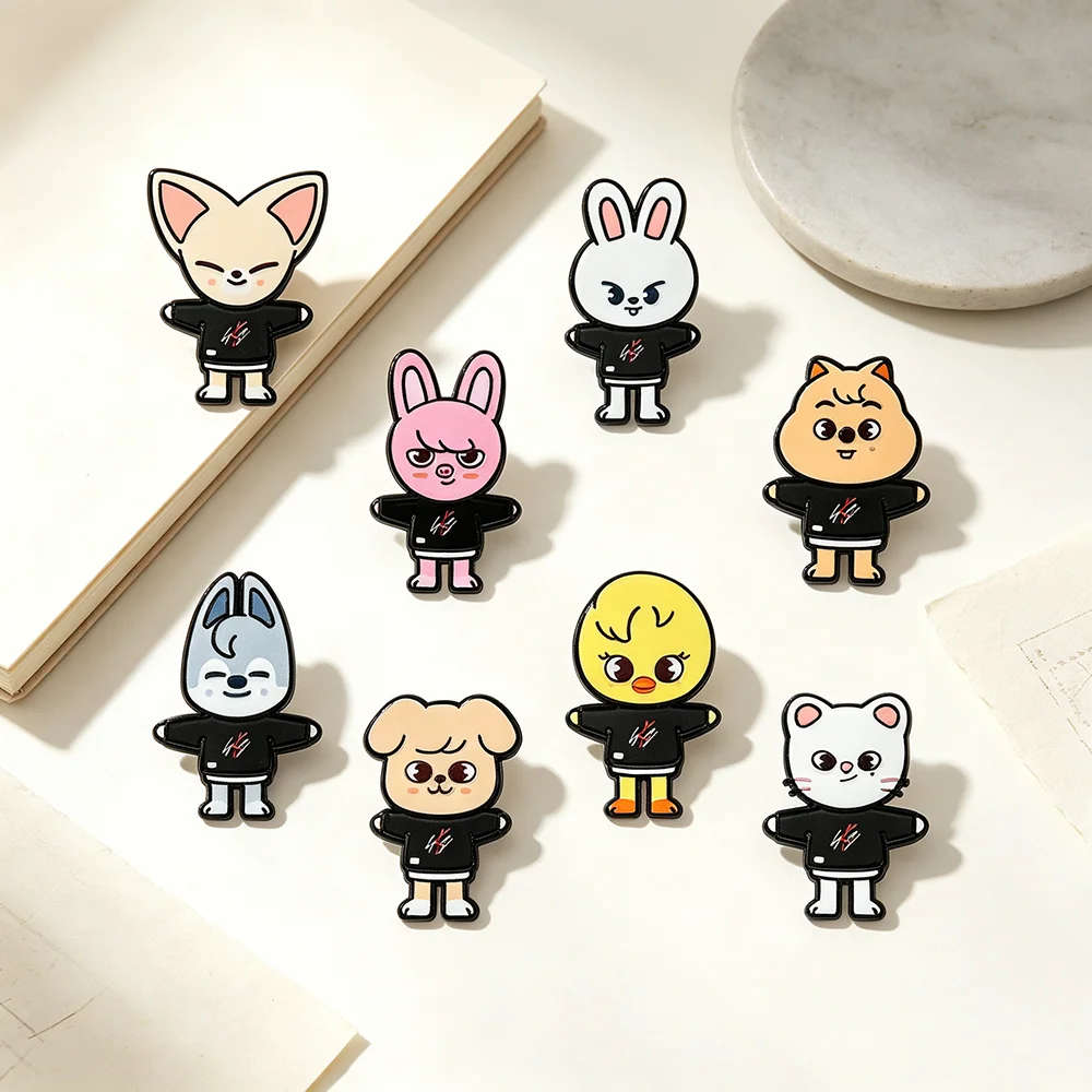 Set da 8 spille smaltate a tem - Enamel Pin Set recensione e prezzo