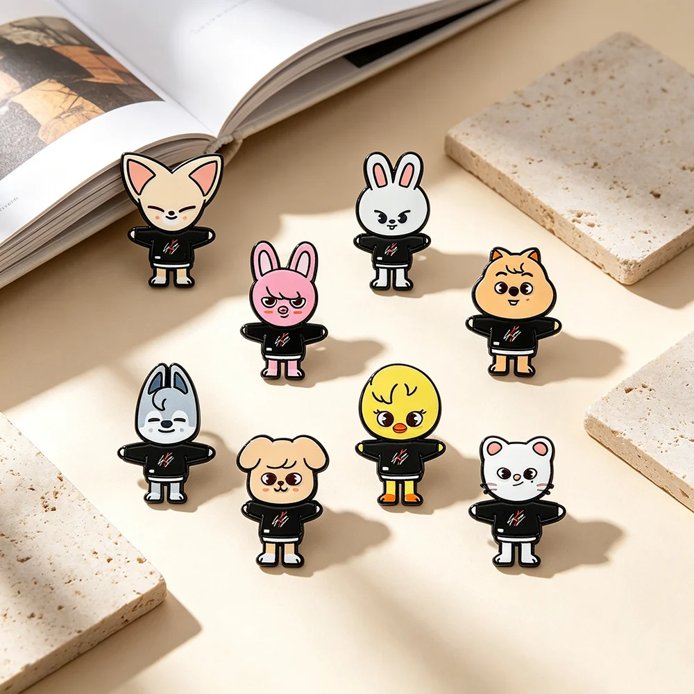 Set da 8 spille smaltate a tem - Enamel Pin Set recensione e prezzo