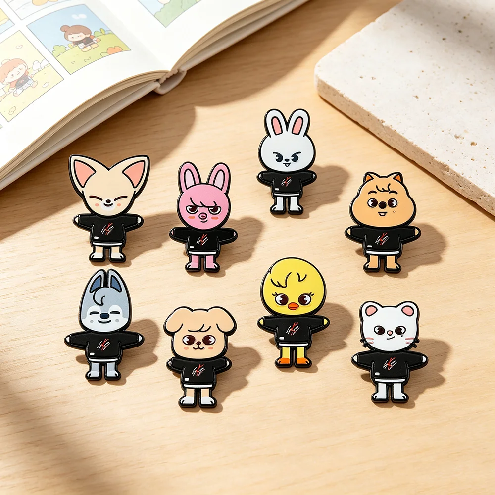 Set da 8 spille smaltate a tem - Enamel Pin Set recensione e prezzo