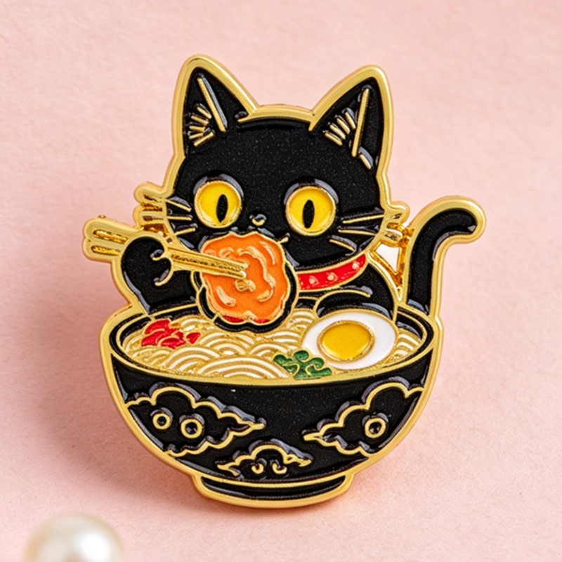 Grazioso Gatto Nero che Mangia - Enamel Pin Set recensione e prezzo
